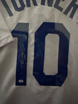 Justin Turner signed jersey