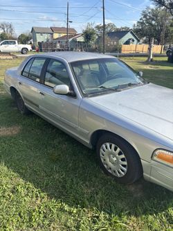 2001 Ford Crown Victoria