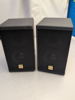 BSR 402 bookshelf speakers