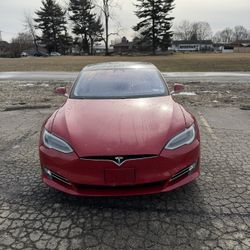 Tesla Model S 75D