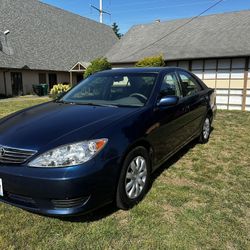 2005 Toyota Camry 