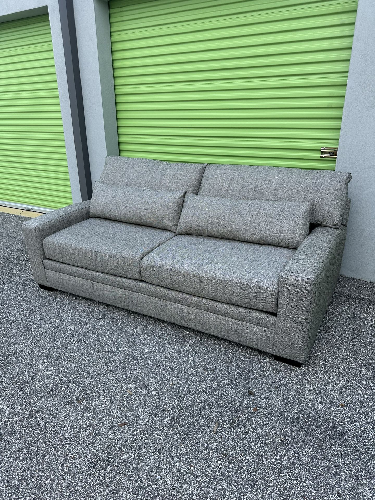 American signature sofa (FREE 24H DELIVERY)