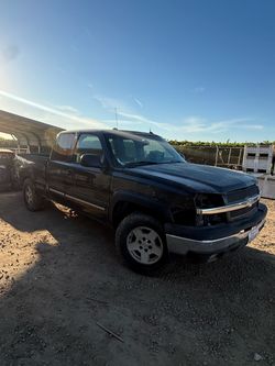 2005 Chevy Silverado 1500 z71 part out