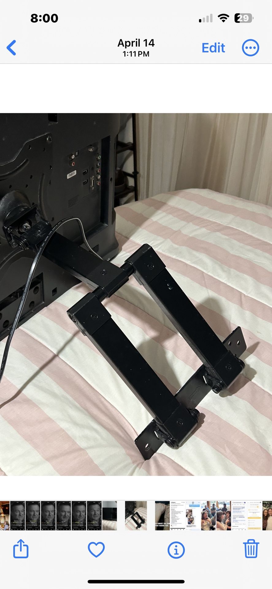 TELEVISION WITH WALL MOUNT Electronics & Media