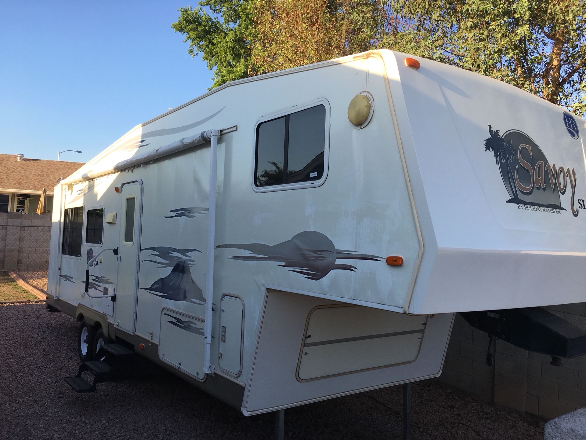 2006 Savoy 5th wheel by holiday rambler. 29 for Sale in Mesa, AZ OfferUp