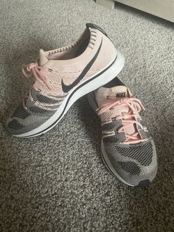 Nike Flyknit Trainer Size 9.5 Women's 