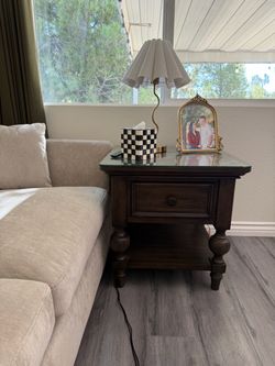 End table
