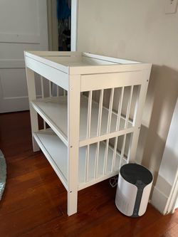 Changing Table with Changing Pad and Covers