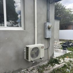 Mini Split $600 