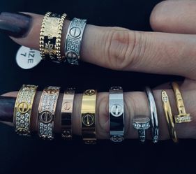 Anillos