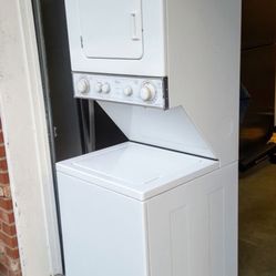 COMPACT STACKABLE 24" WHIRLPOOL Washer And Dryer Combo, Delivery Warranty 