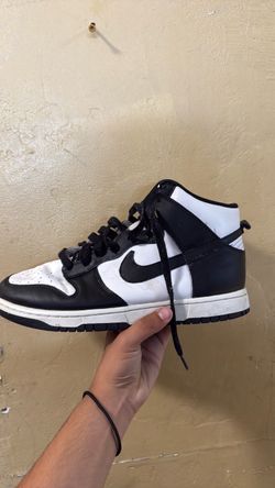 Nike Dunk High Black and White Sneaker