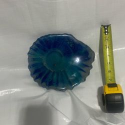Decorative glass seashell