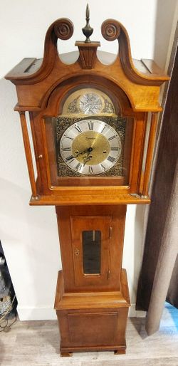 GRANDFATHER CLOCK