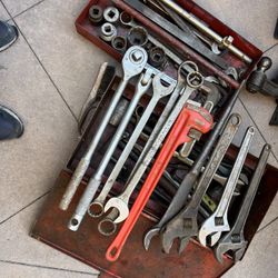 Wrenches And Sockets 