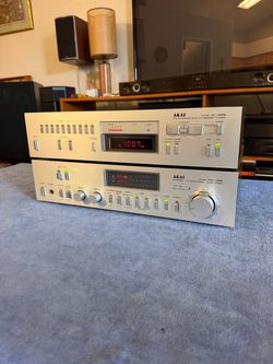 Vintage Akai Stereo Stack (AM-U55 Amplifier & AT-555 Tuner) - Excellent Condition