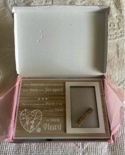 Free picture frame