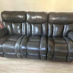 $2000 OBO La-Z-Boy Power Reclining Sofa 