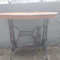 Vintage Singer Threading Table