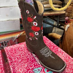 women’s boots