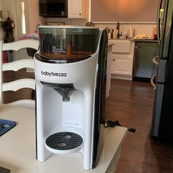 Baby Brezza Formula Dispenser  