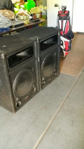 Picture of both speakers