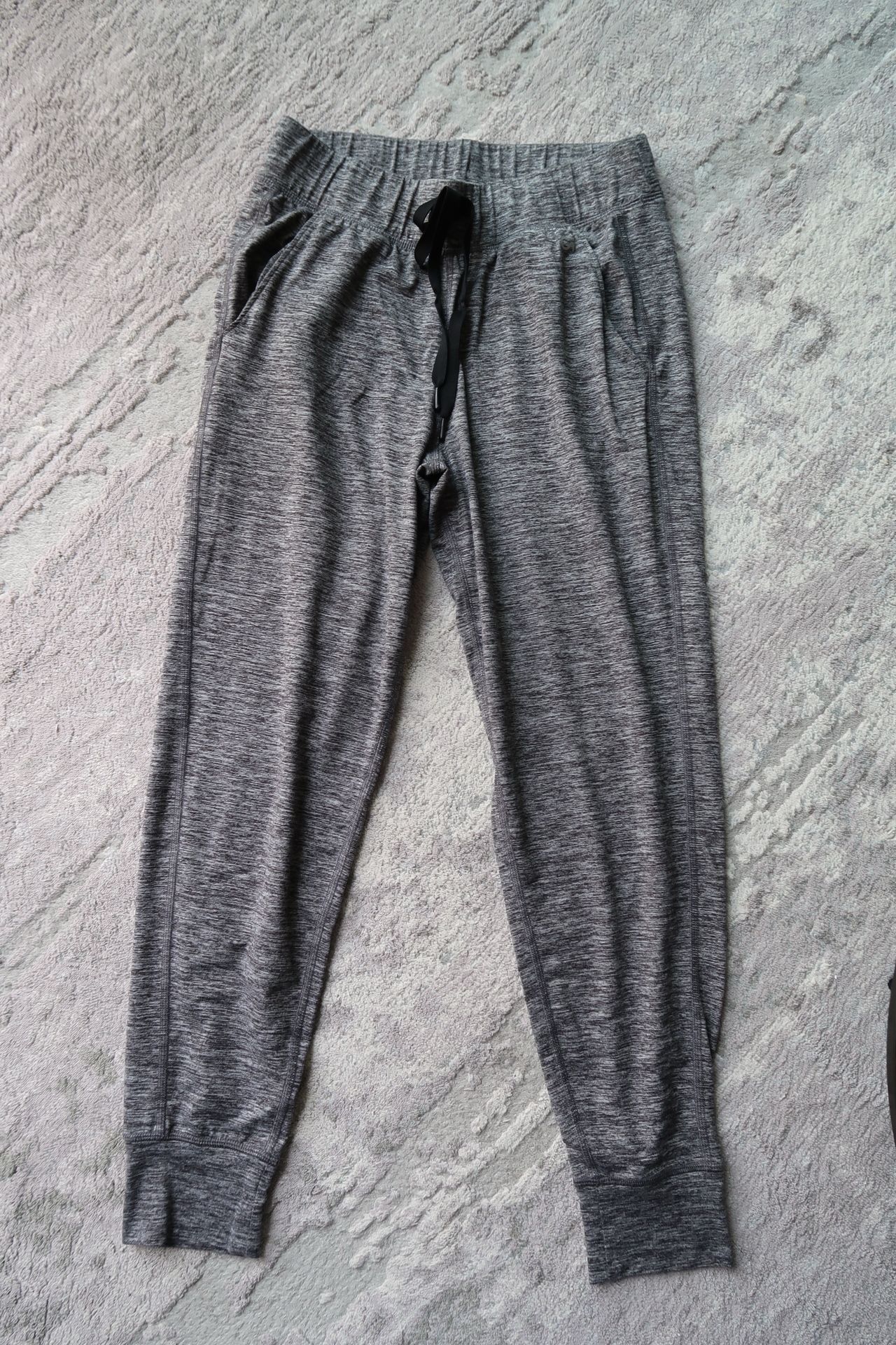 Gap Brushed Tech Jersey Joggers • Women’s Size XS