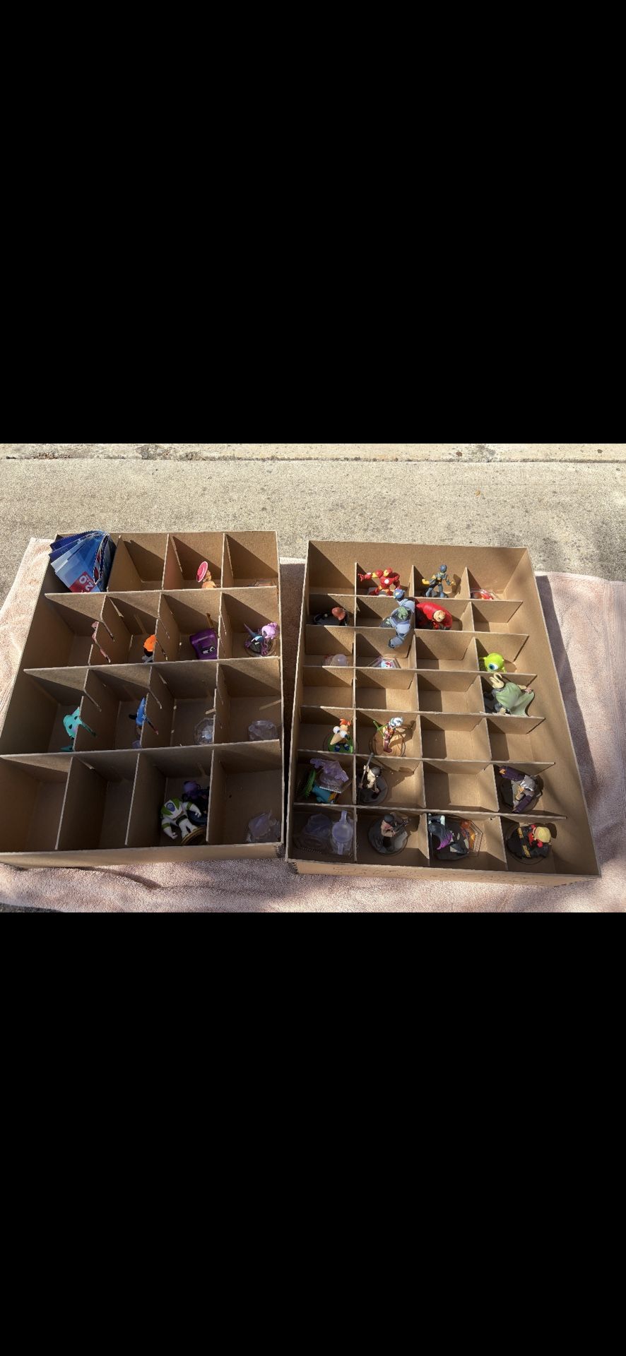 Disney and Marvel Infinity Figurines with Play Sets and Power Disc Collection