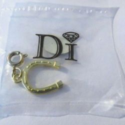NEW SEALED Diamond International Horse Shoe For Good Luck Charm