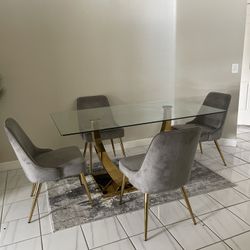 Dining Room Sets 
