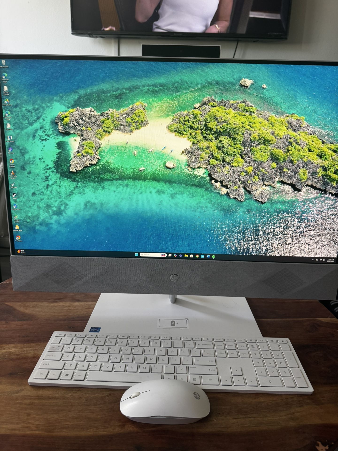 HP Pavilion Full HD Touchscreen 27in
