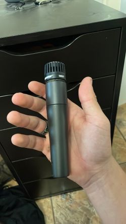 Brand new Shure sm57 + Shure bag