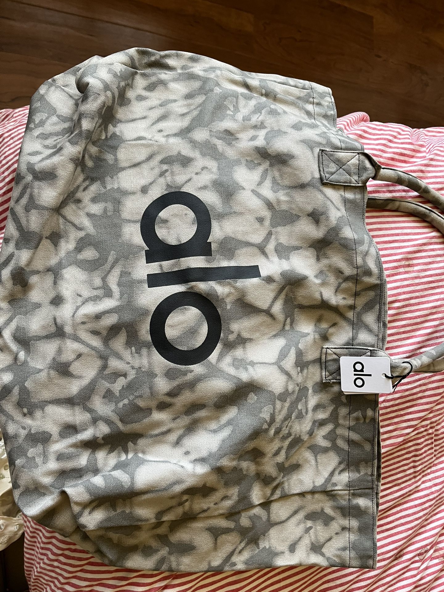 Brand new Alo Tote Bag 
