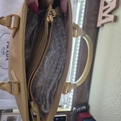 Pre Owned Luxury Bag Prada Calfskin