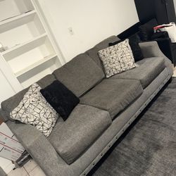 Free Couch 