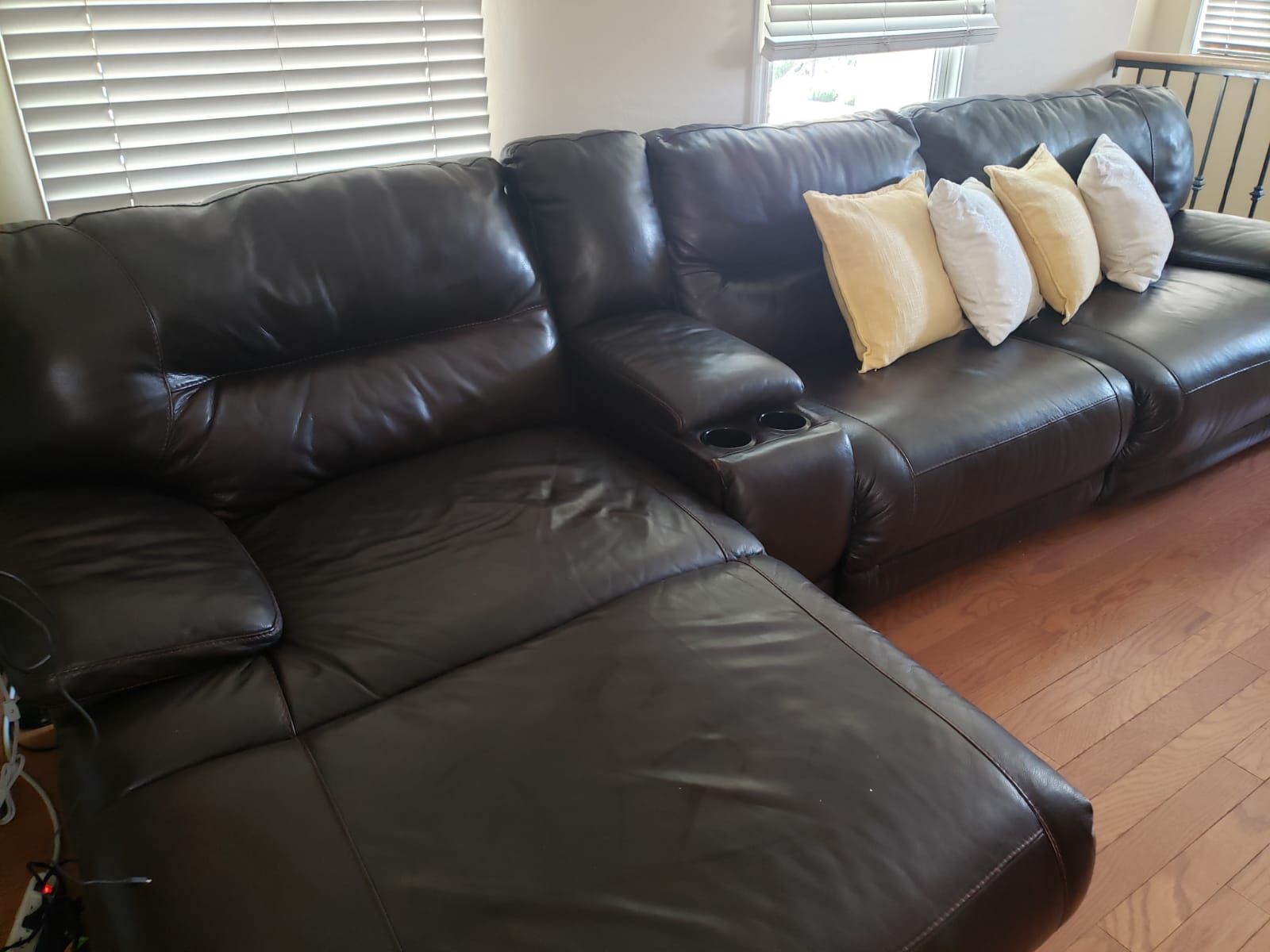 Living Room set 550 OBO