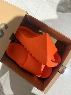 Yeezy Slide