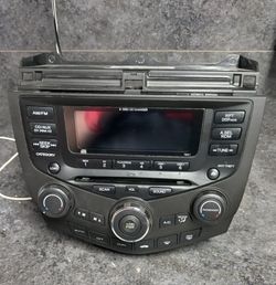03 -07 Honda Accord Radio