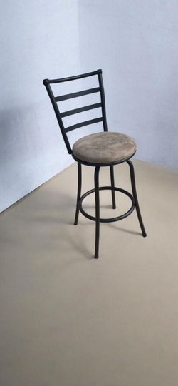 Swivel Stool