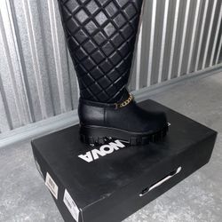 FashionNova Boots Women’s 