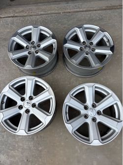 OEM Toyota Highlander Hybrid wheels-17”