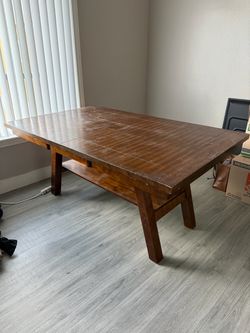 FREEEEE Wood table