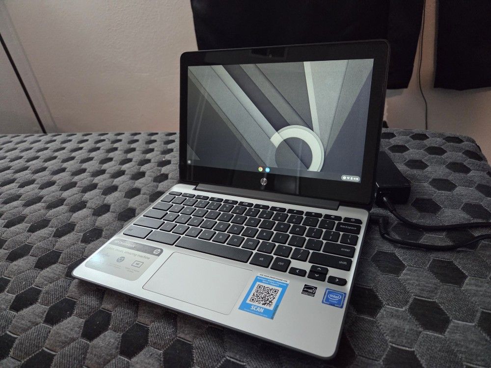 HP CHROMEBOOK 