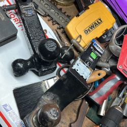 3 Ball Towing Hitch Drawtite $25 Step Up/down Or Straight 2” Ball $10 Each