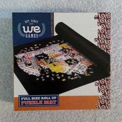 We Games Large Full Size Roll Up Jigsaw Puzzle Mat 36" x 30" In Great Shape Holds 1500 Pieces