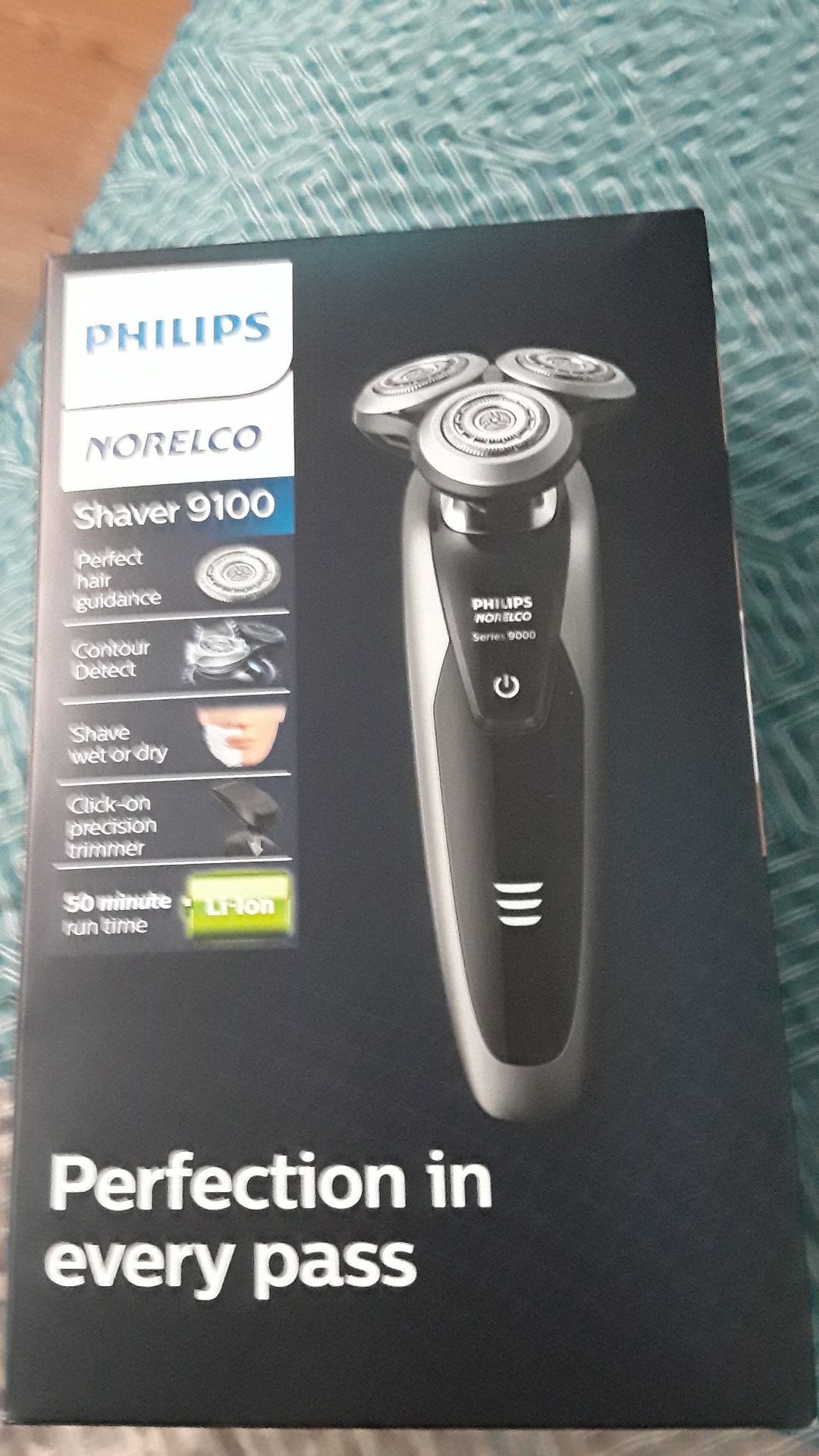 Phillips norelco shaver 9100