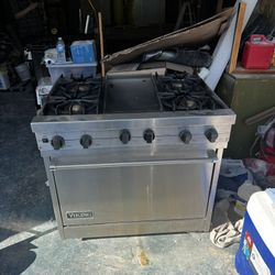 Viking Range And Hood