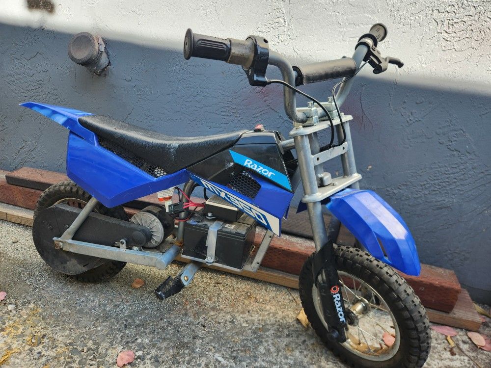 Electric razor dirt bike $100obo