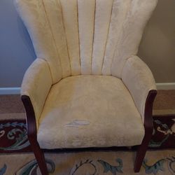 Vintage Shell Cushion Chair