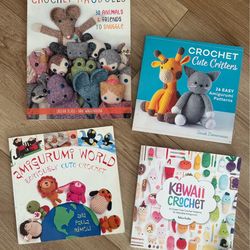 CROCHET & AMIGURUMI BOOKS